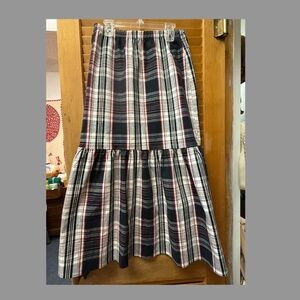 Urban Renewal Women's B/W & Red Plaid Long Ruffle Skirt, Size: M, EUC